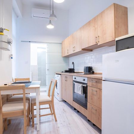 Studio In The Heart Of Party District Ka28 بودابست المظهر الخارجي الصورة